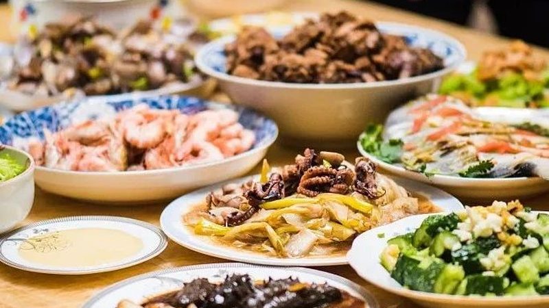 火锅底料，从原料到成品：揭秘传统做法与现代化工艺**