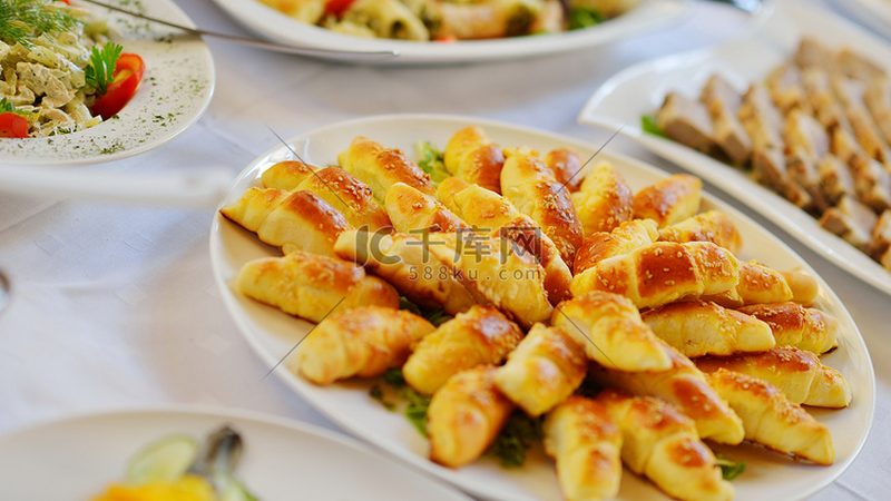 粮油代加工与OEM：揭秘两种合作模式的本质区别**